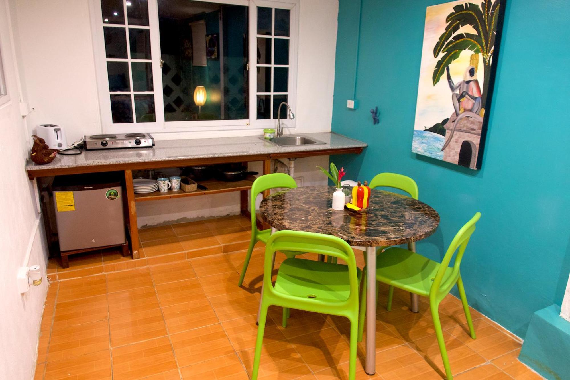 Casa Congo & Casa Rayo Verde - Restaurante - Galeria De Arte Portobelo Exterior photo